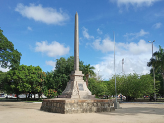 Obelisco da praça